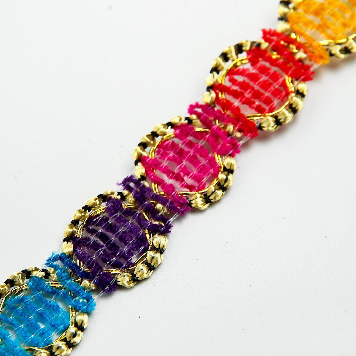 

Тесьма многоцветная, Разноцветный