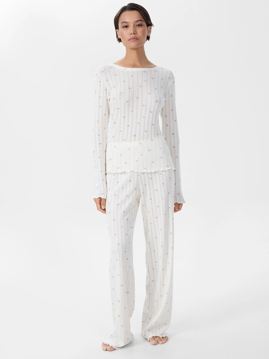 

Комплект домашний женский молочный с цветочным принтом, Белый;цветочки на св.молочном