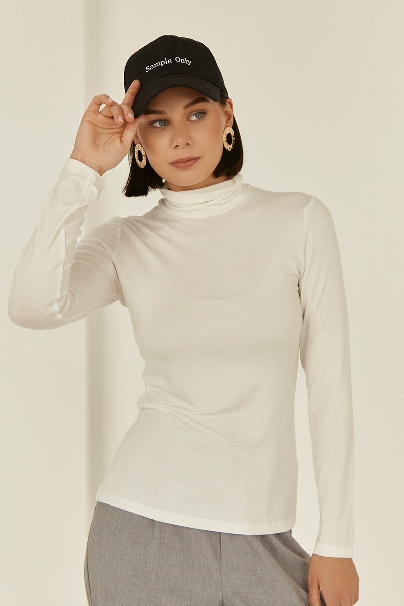 

Джемпер, Белый;молочный