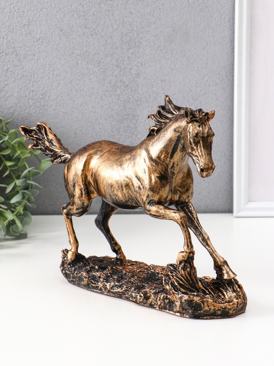 

Фигура полистоун, Бронзовый