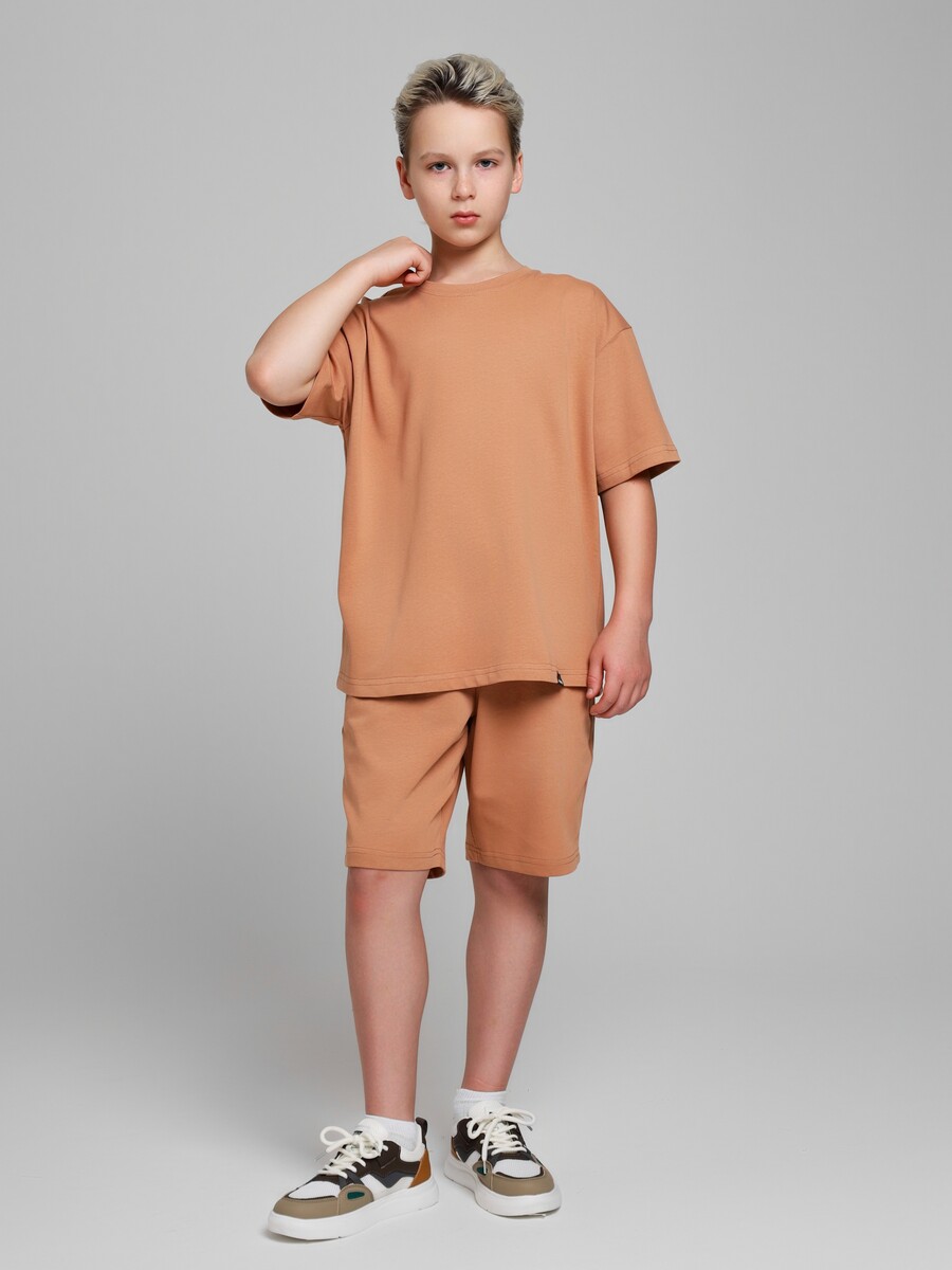 

Костюм, Коричневый