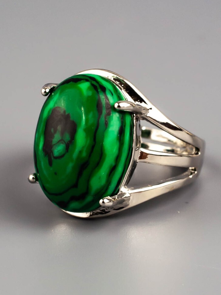 

Кольцо, Зеленый