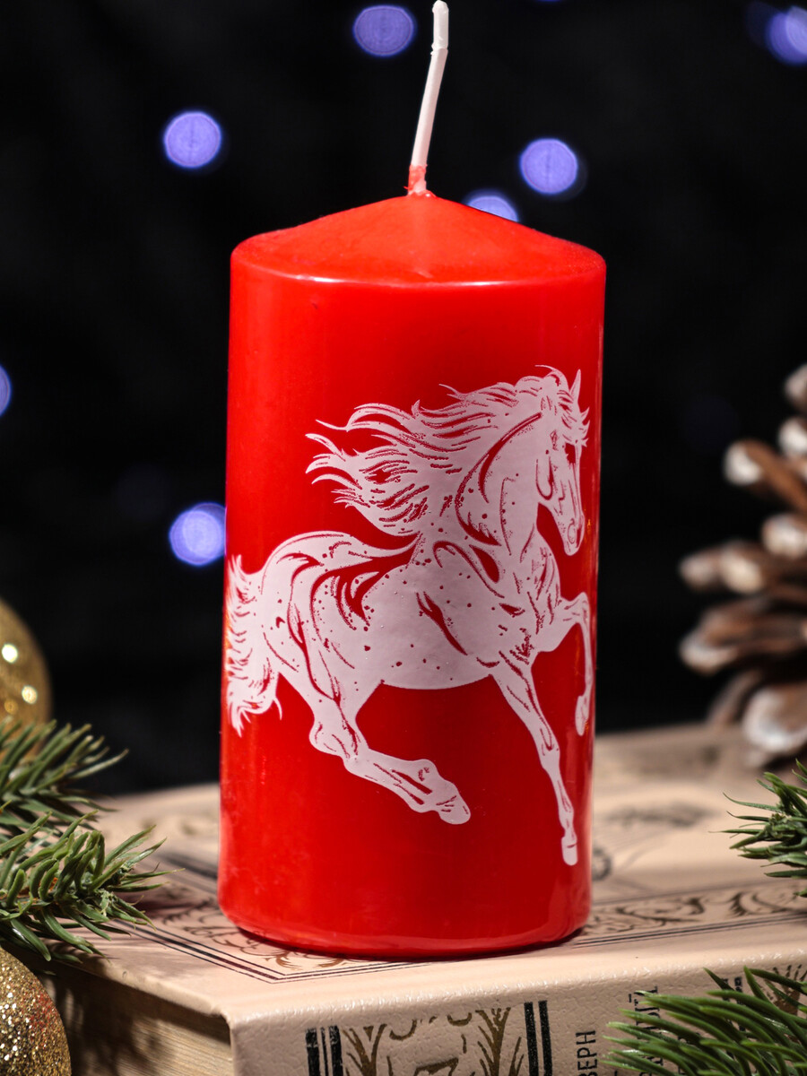 

Свеча-цилиндр с накаткой, Красный