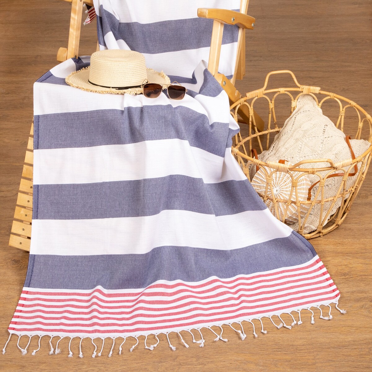 

Полотенце пляжное, Серый;белый;красный