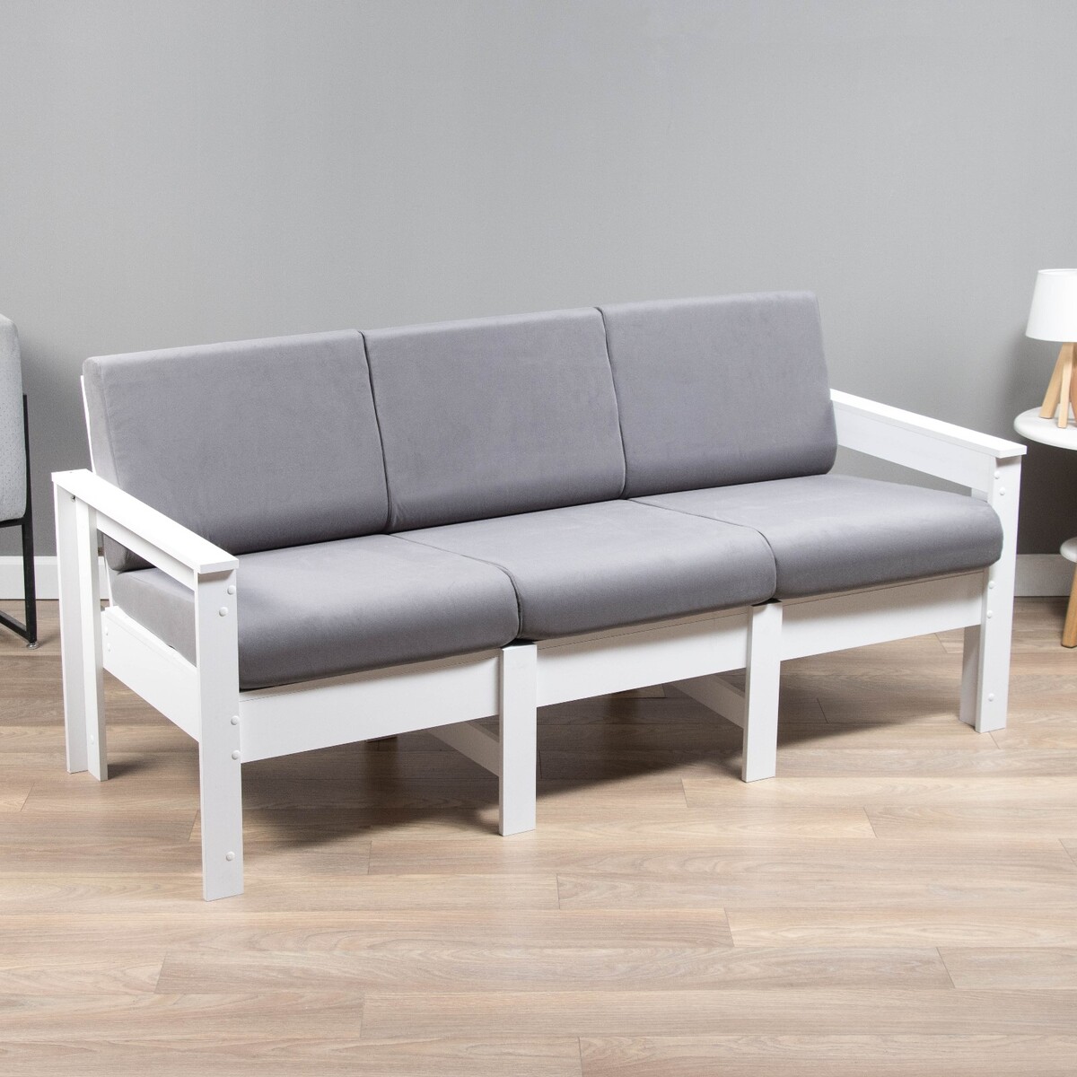 

Диван прямой трехместный, Белый