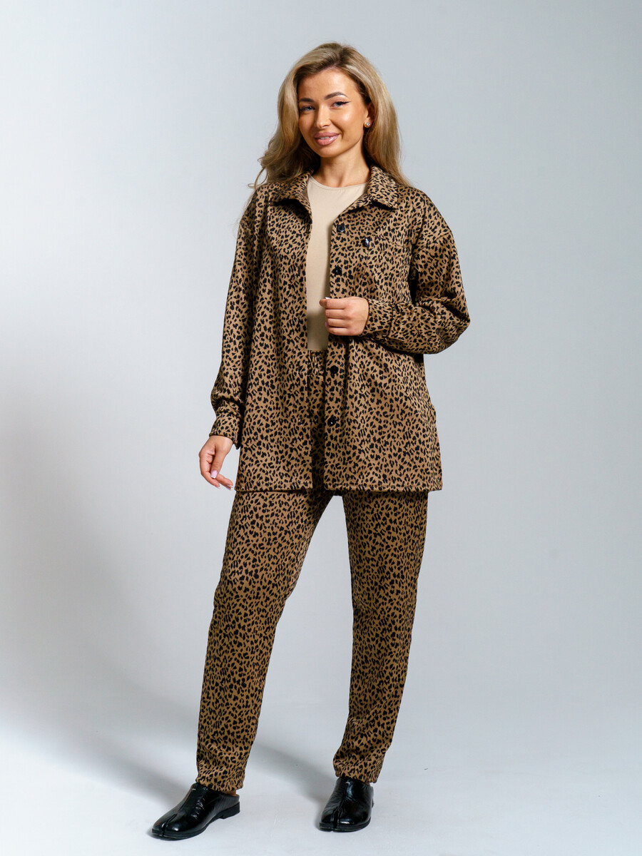 

Костюм, Бежевый