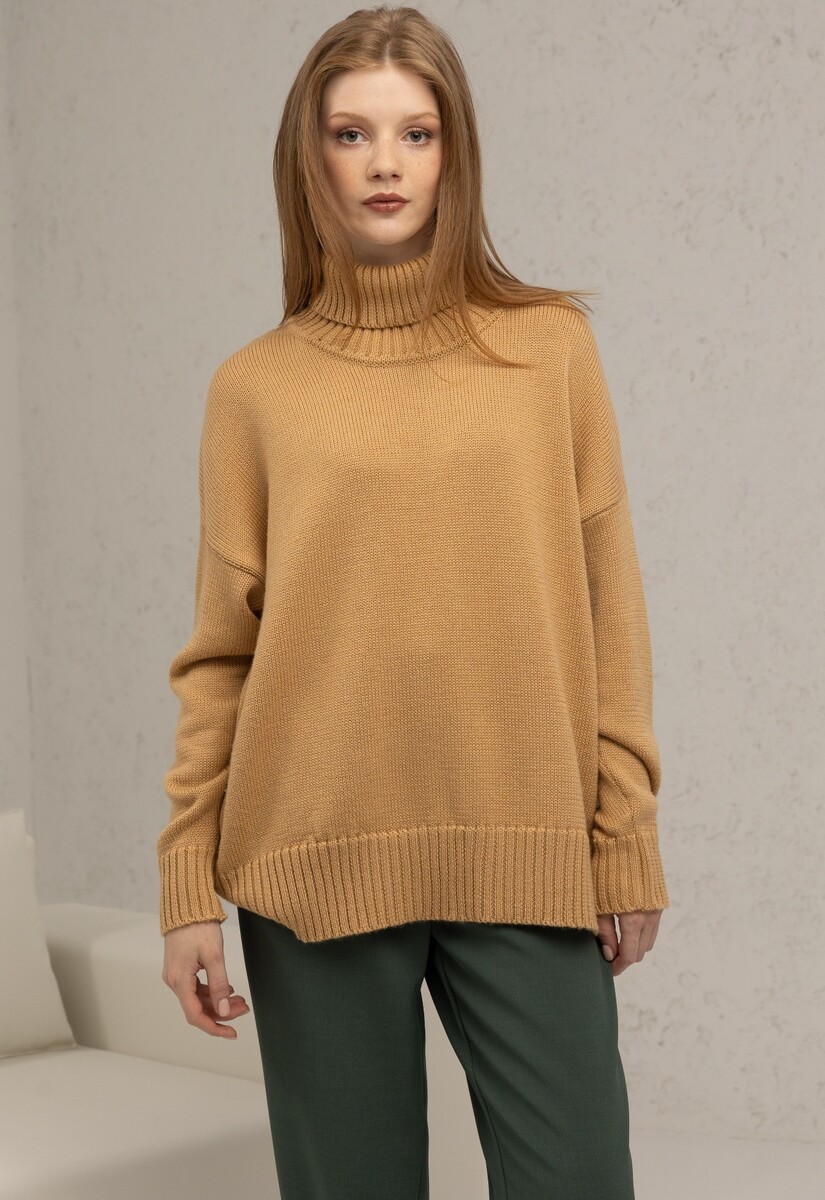 

Свитер, Соломенный