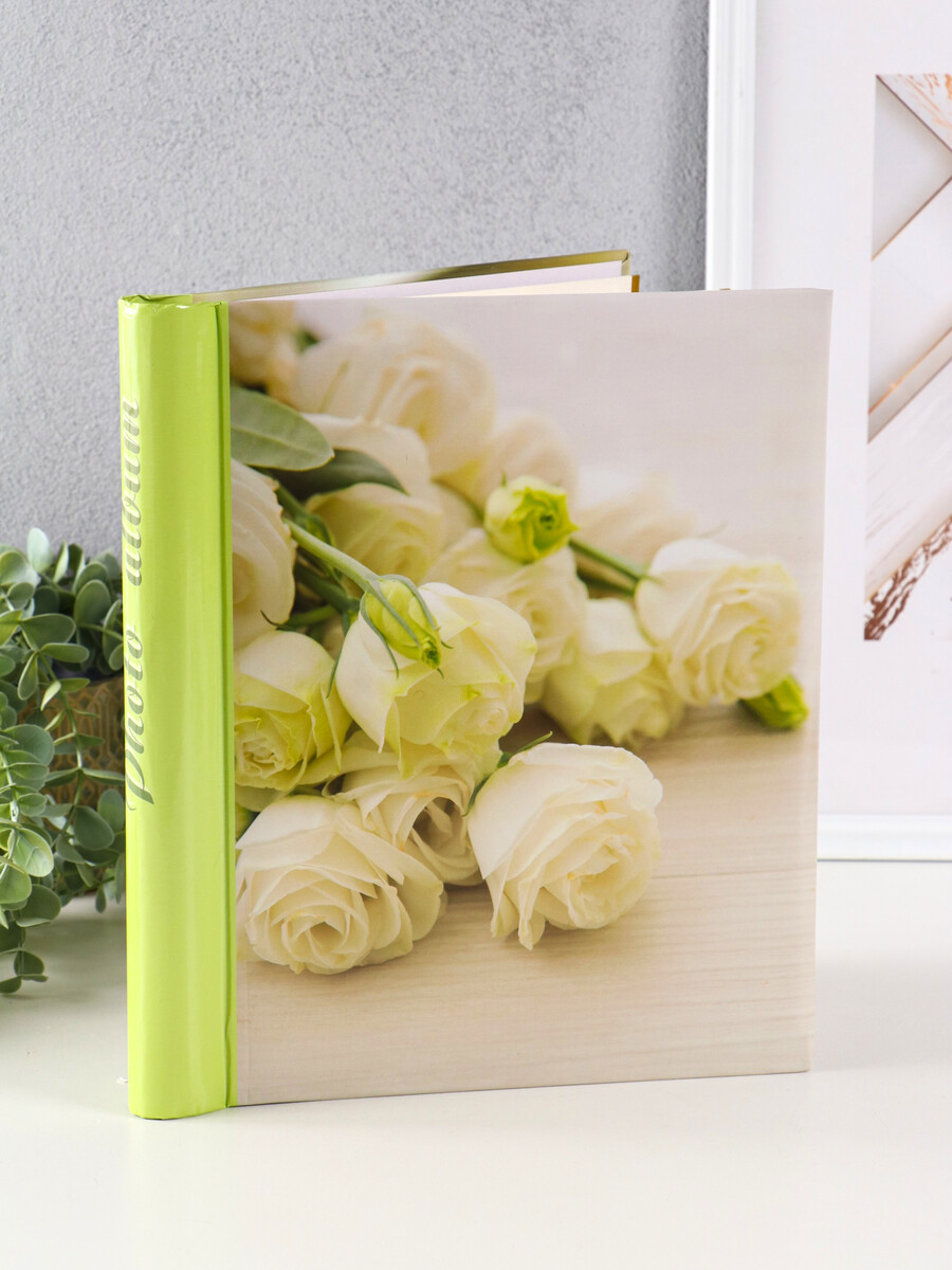 

Фотоальбом магнитный на 20 листов 23×28 см,