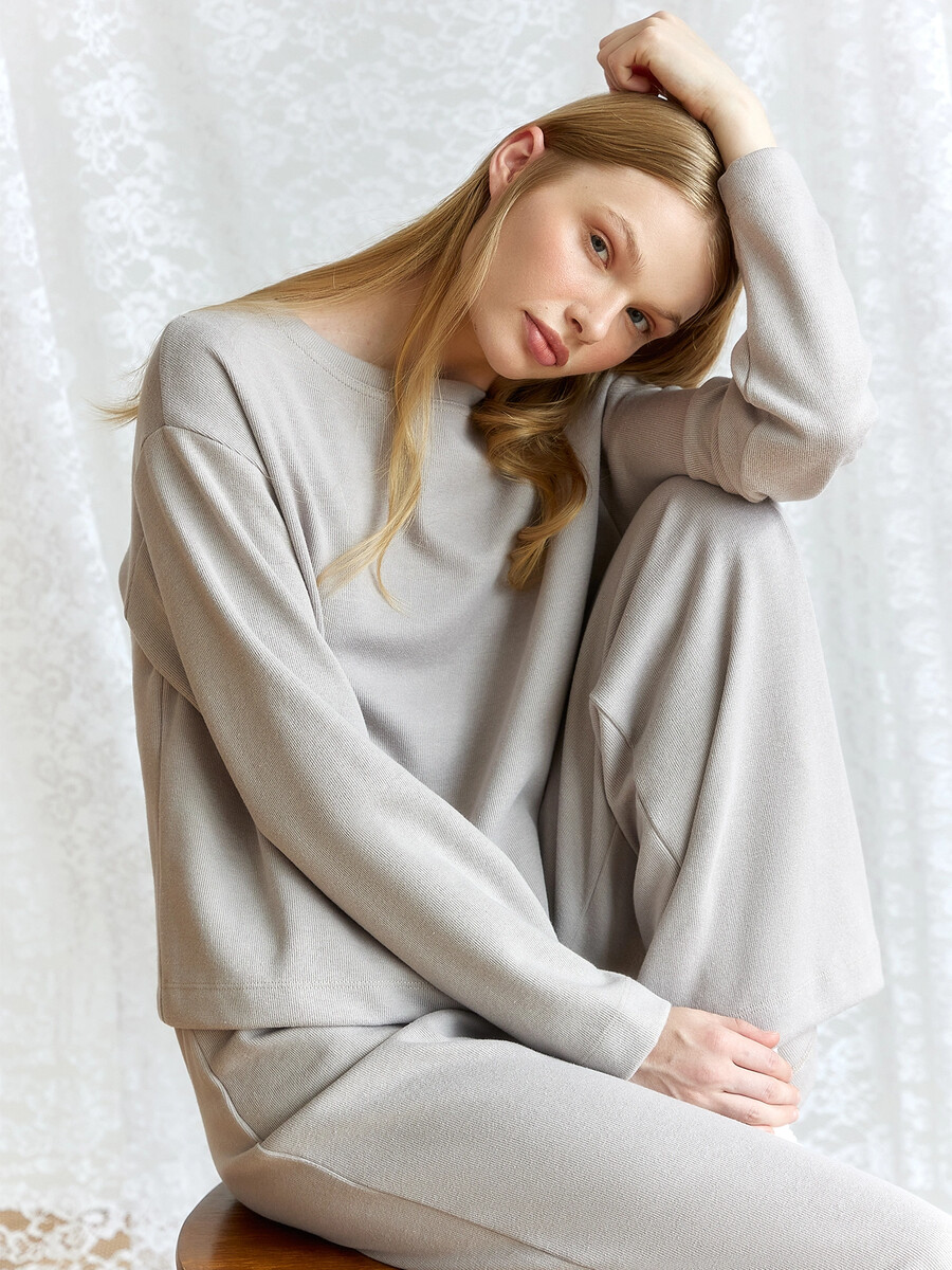 

Комплект женский домашний серый