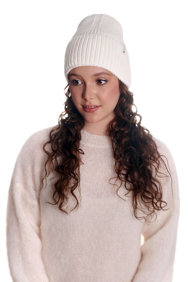 

Шапка, Белый;молоко