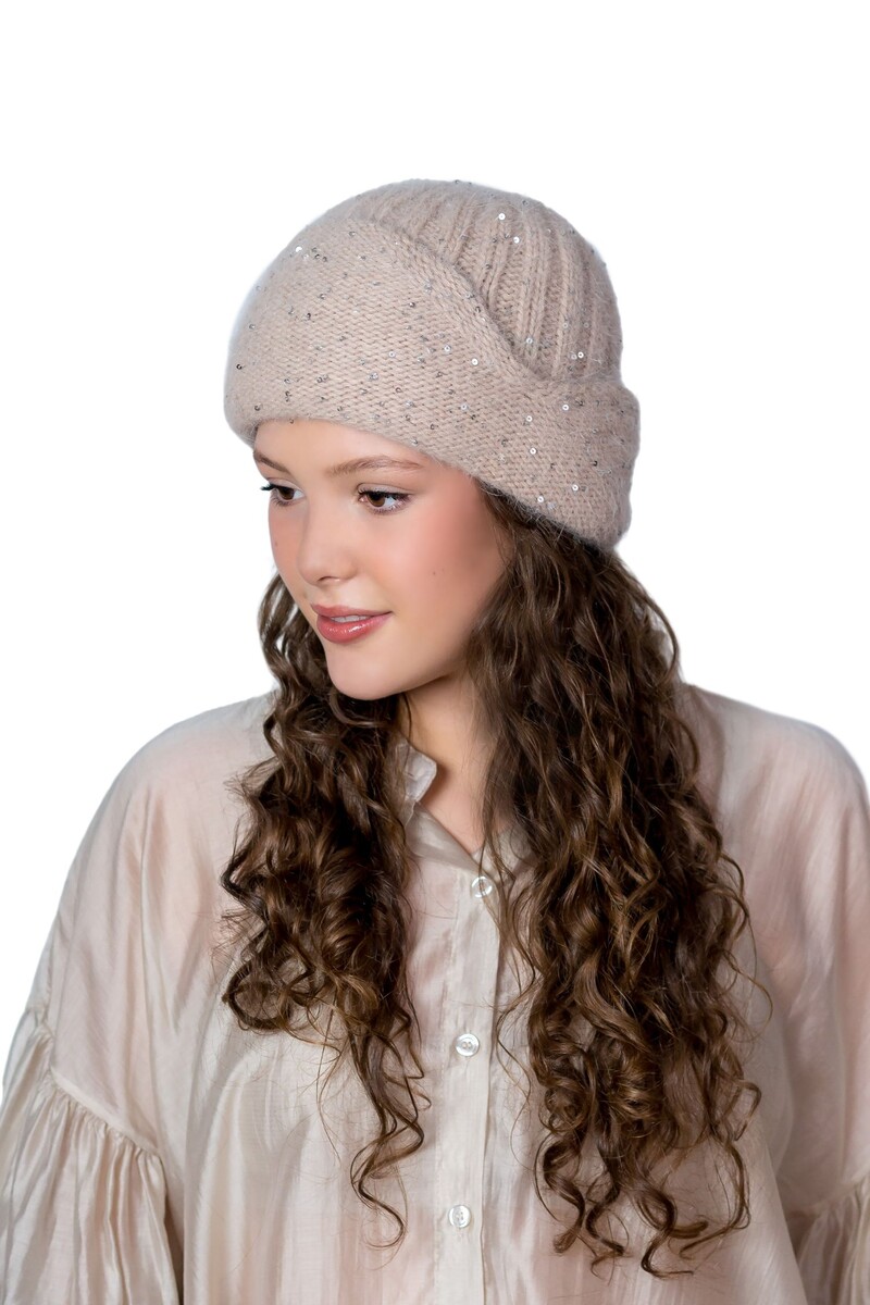 

Шапка, Бежевый