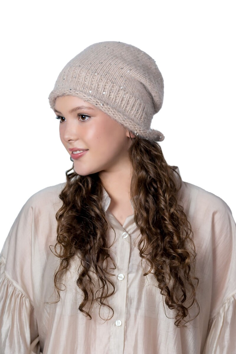 

Шапка, Бежевый