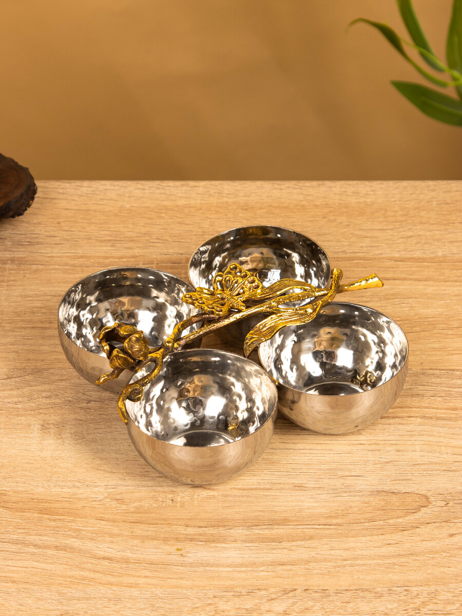 

Менажница, Серебристый