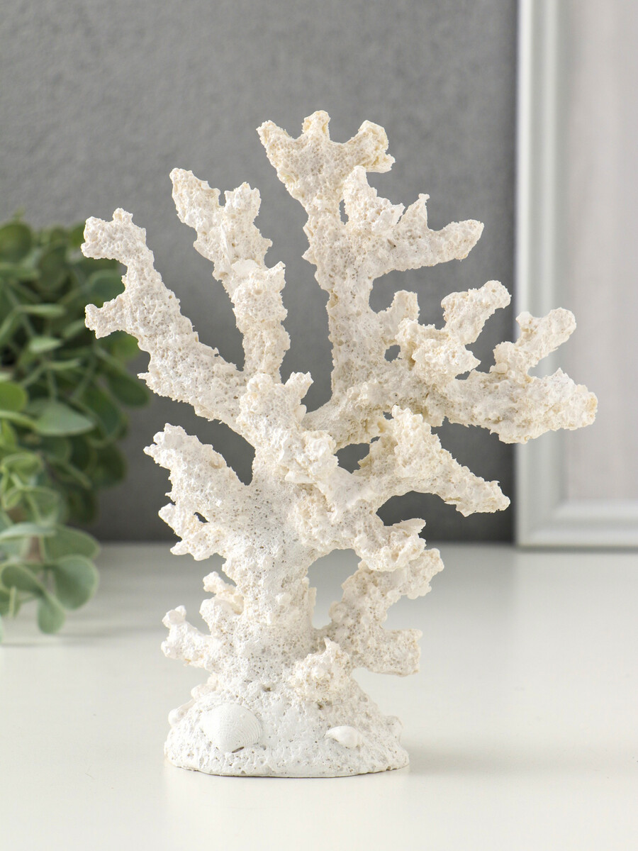 

Фигурка полистоун, Белый