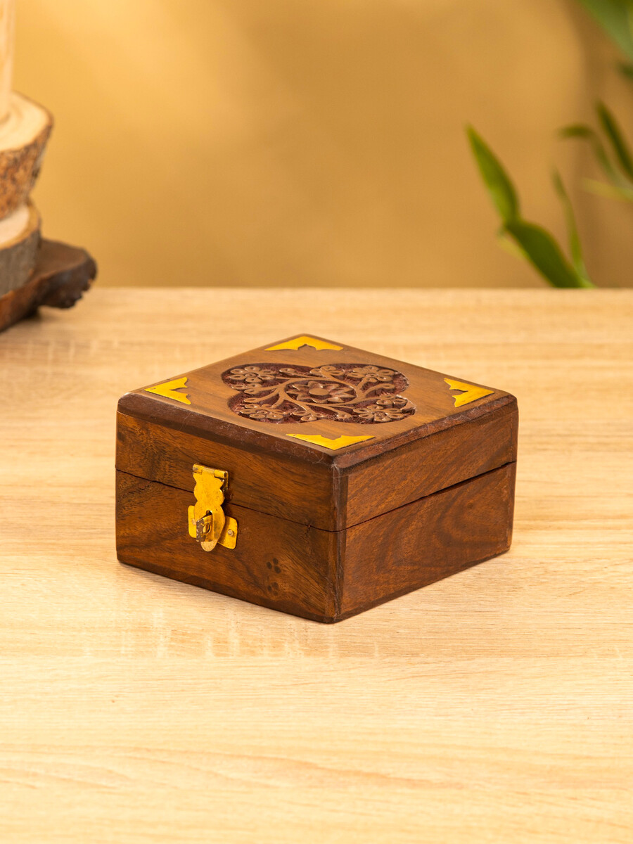 

Шкатулка квадратная с замочком, 10×10×6 см, дерево шишам, латунь, Коричневый