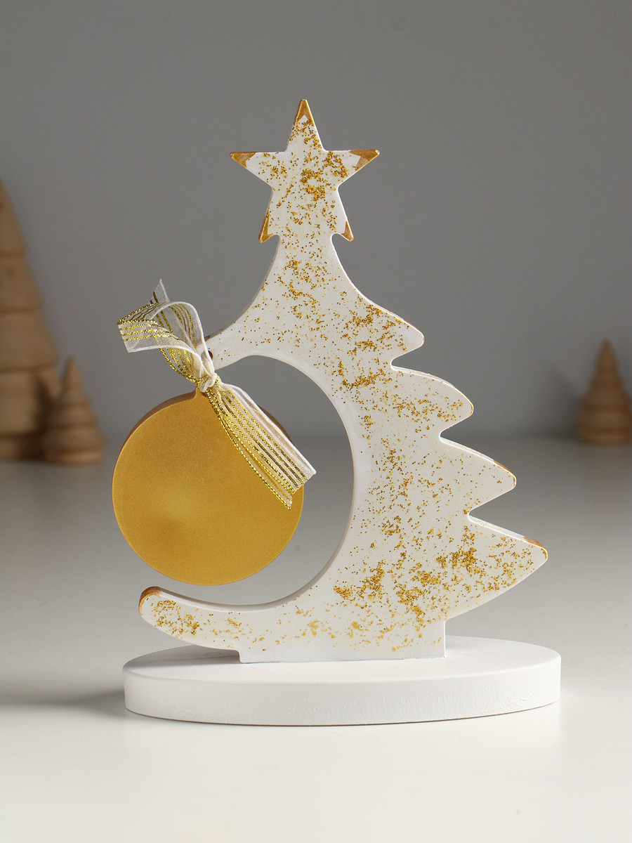 

Фигура, Золотистый;белый