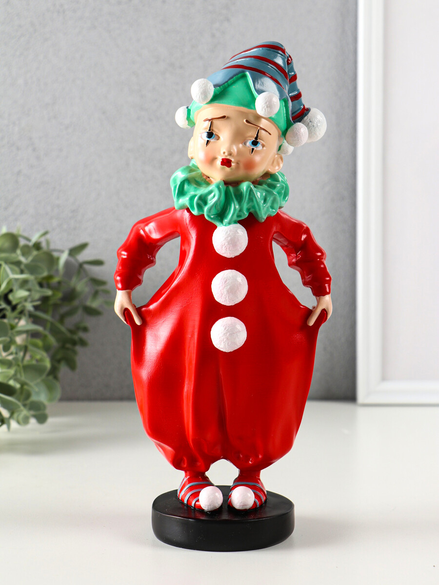 

Фигурка полистоун, Красный