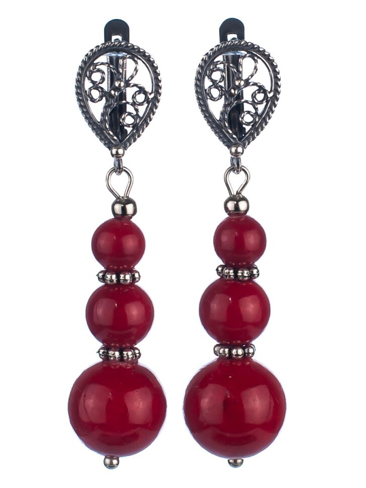 

Серьги, Красный