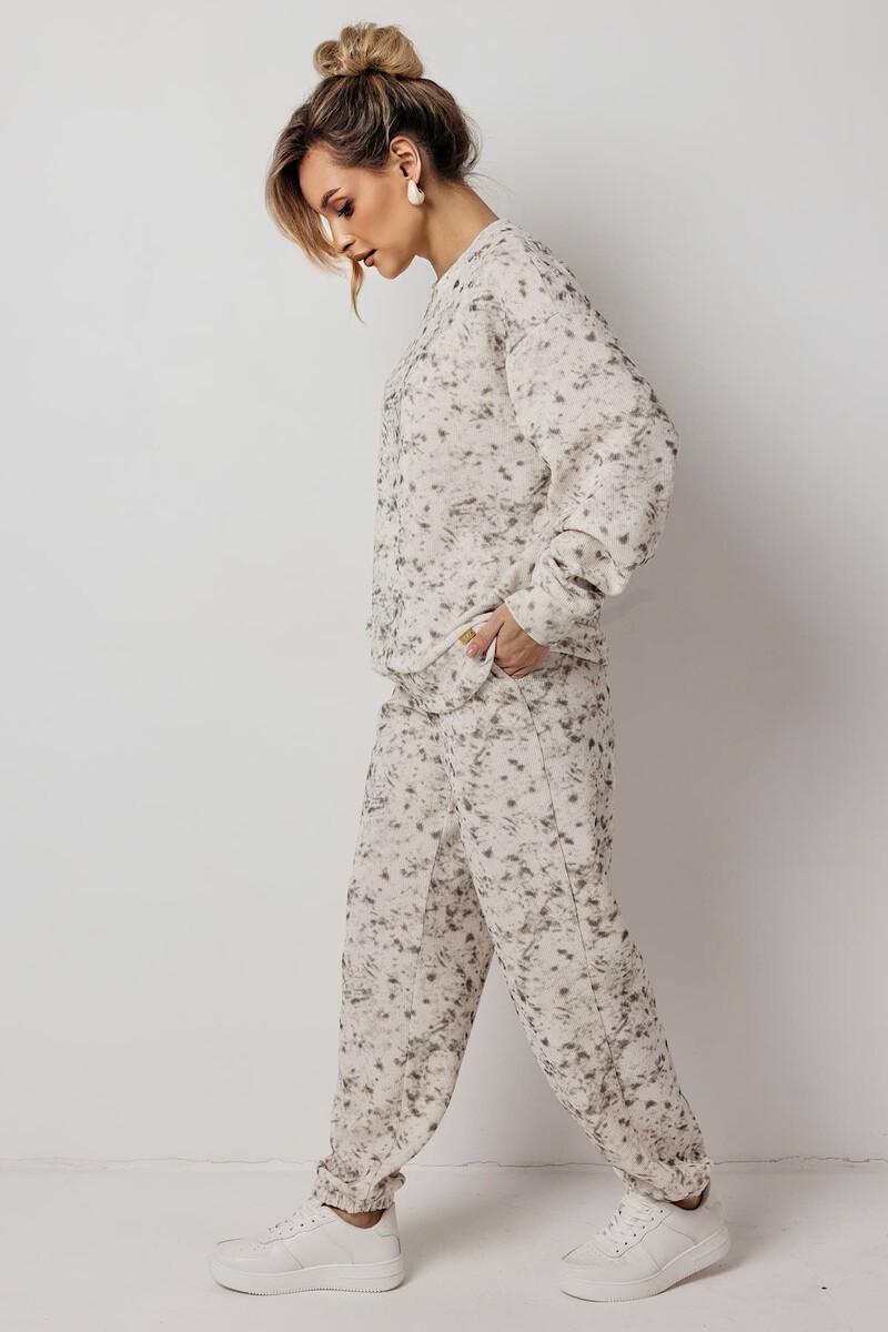 

Брюки, Мраморный