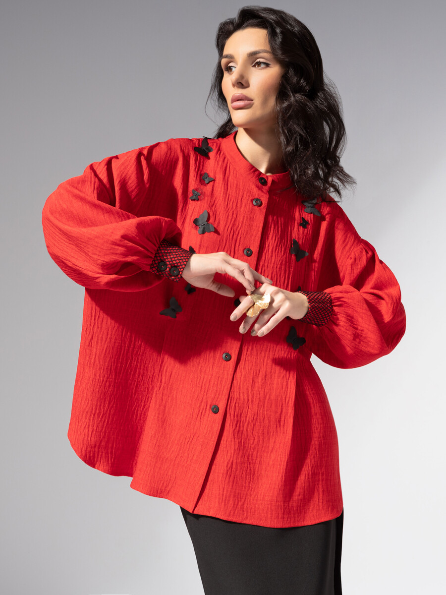 

Рубашка, Красный