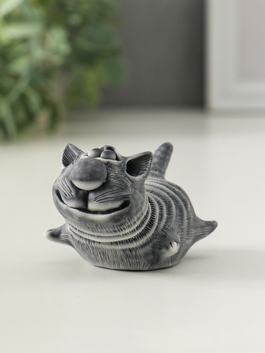 

Фигурка, Серый