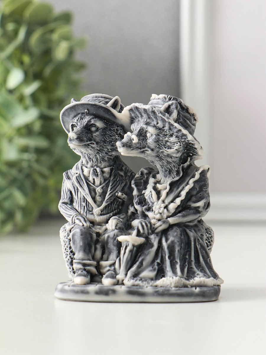 

Фигурка, Серый