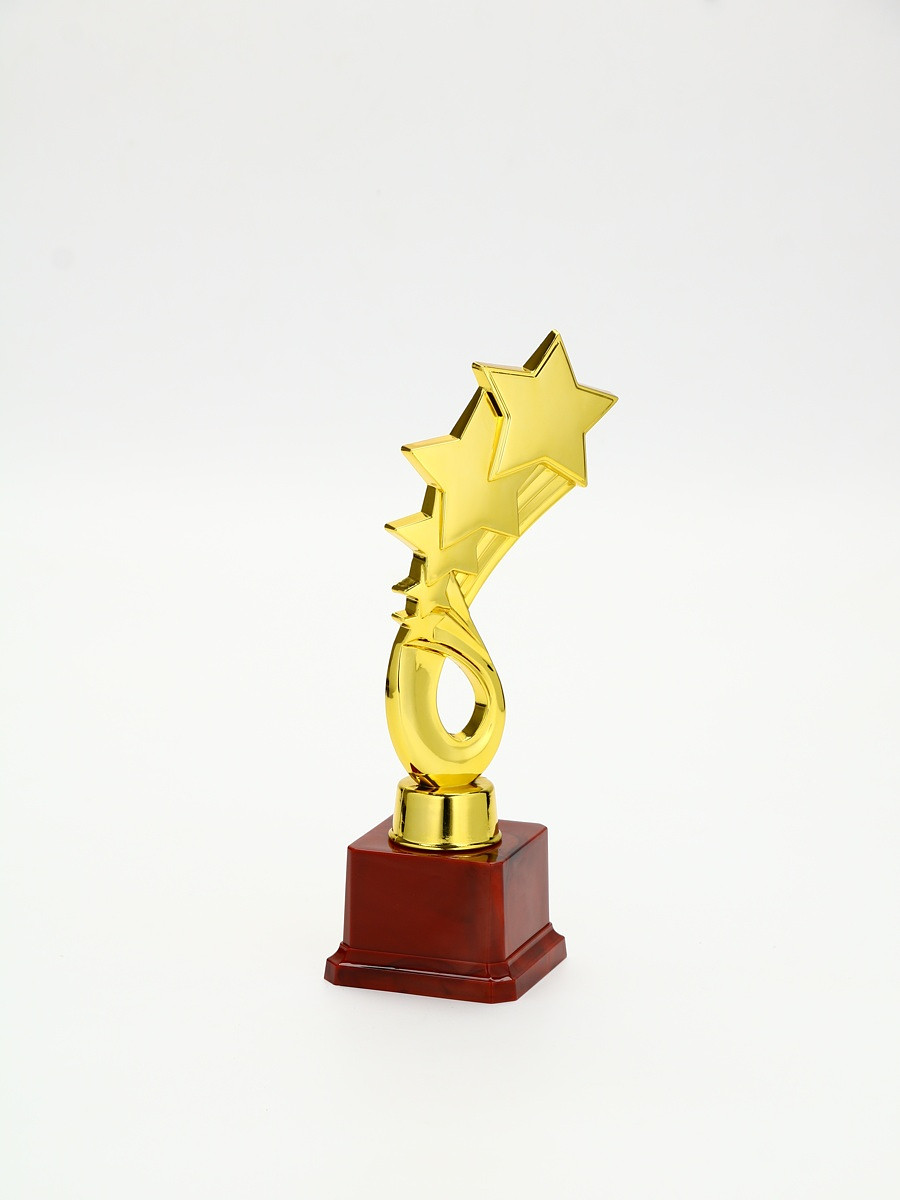 

Наградная фигура, Золотистый