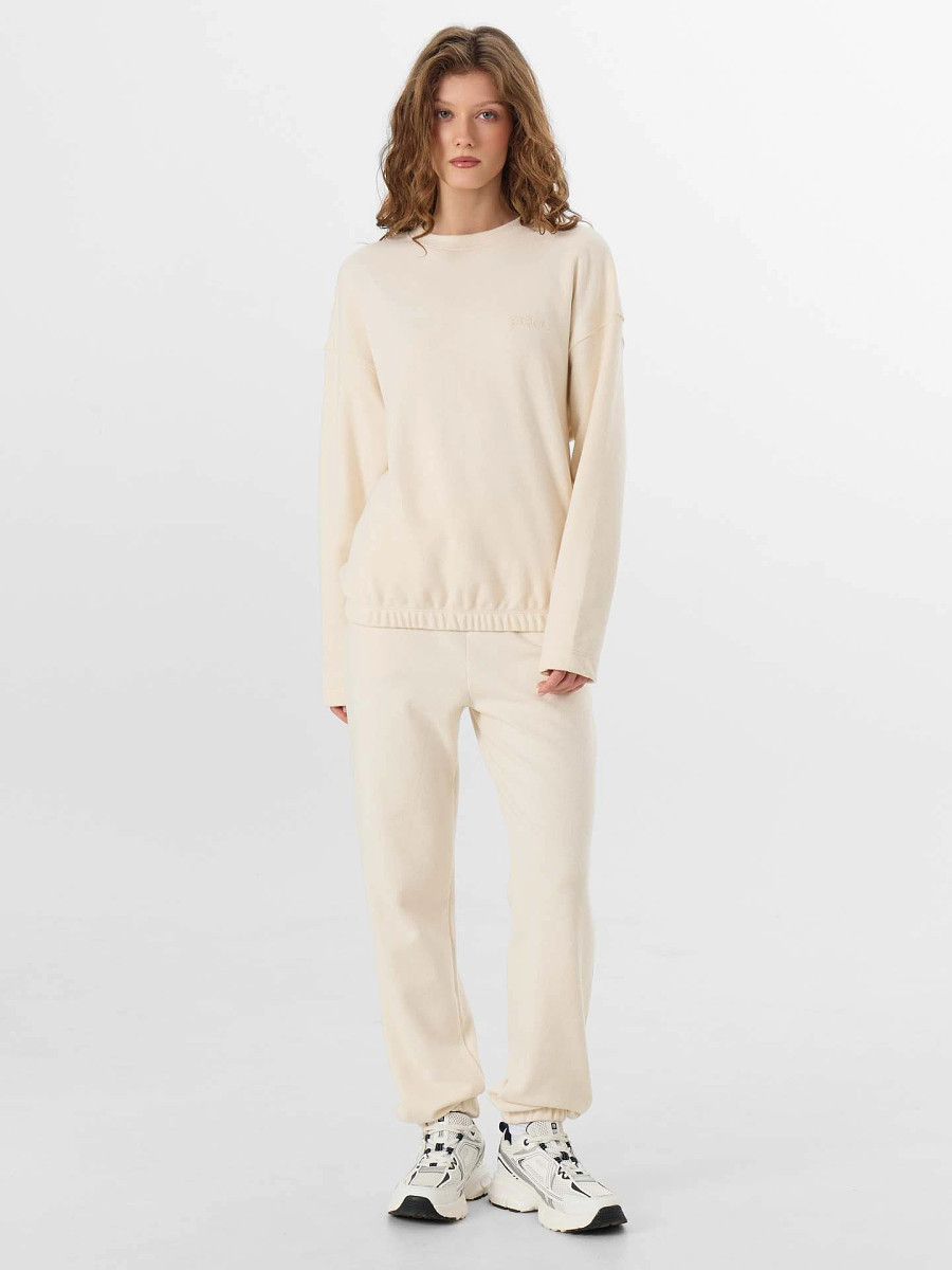 

Комплект женский бежевый, Молочный