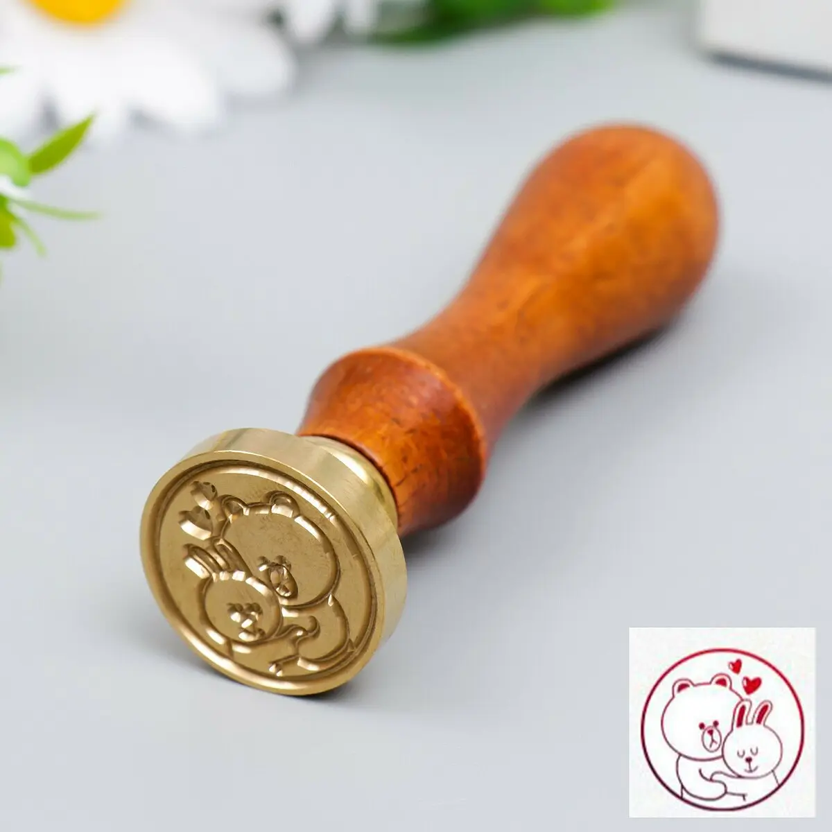 

Печать для сургуча с деревянной ручкой