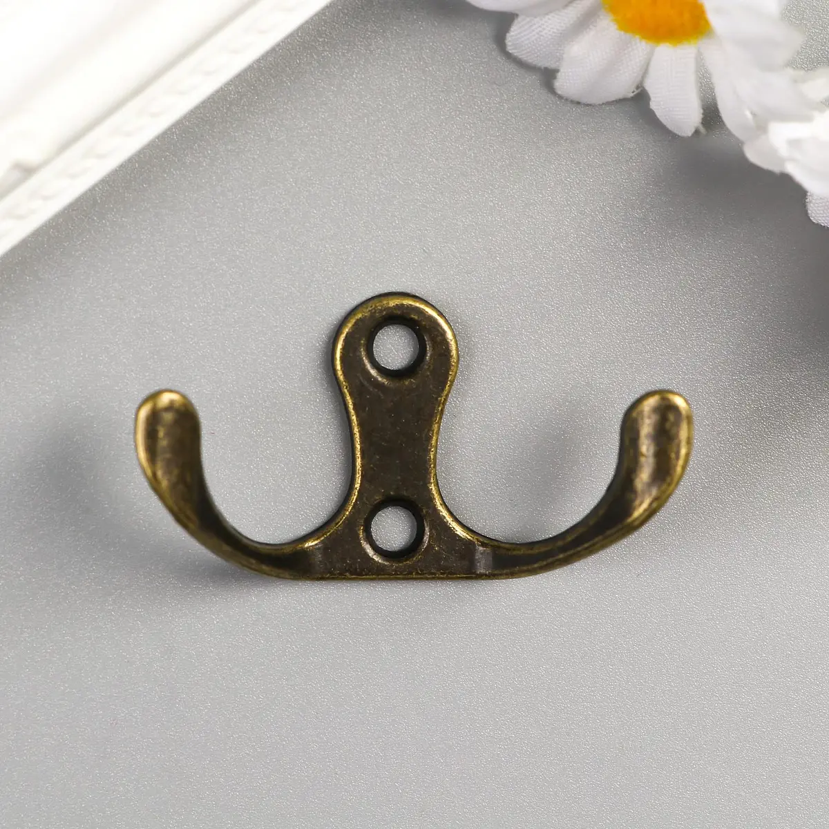 

Крючок металл двойной, набор 4 шт., бронза, 4.5×3 см, Бронзовый