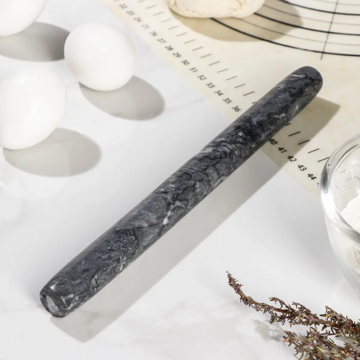 

Скалка для теста magistro, 25×2.2 см, мрамор, черная, Черный