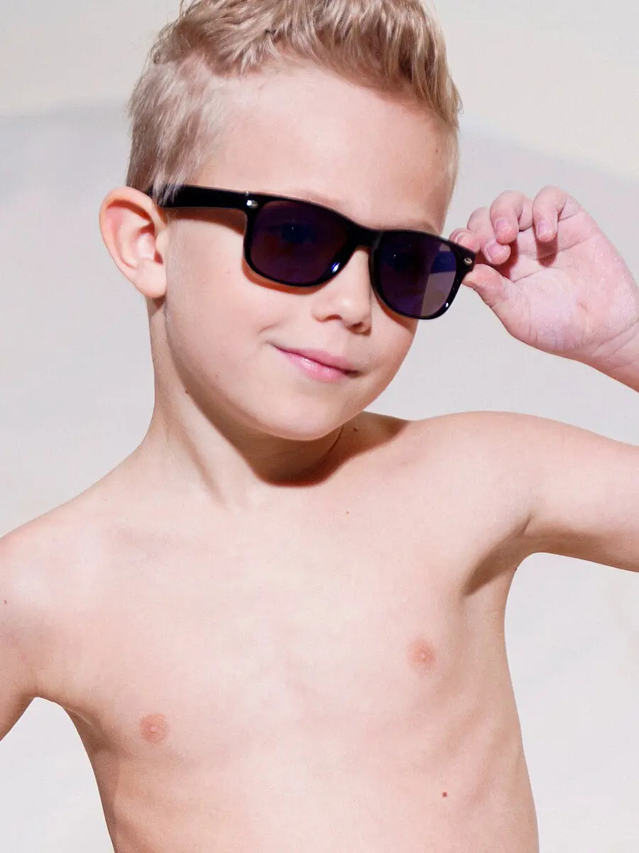 

Очки, Черный