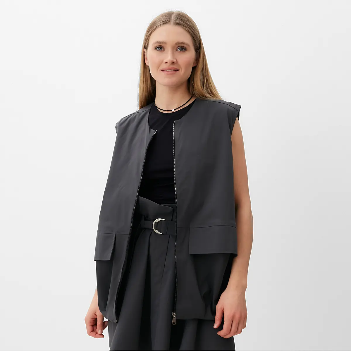 

Жилет, Серый