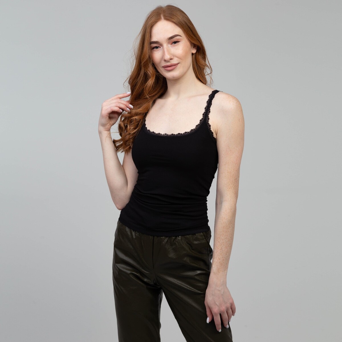 

Майка, Черный