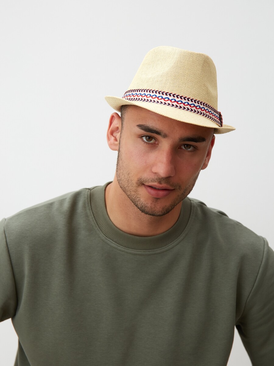 

Шляпа, Бежевый