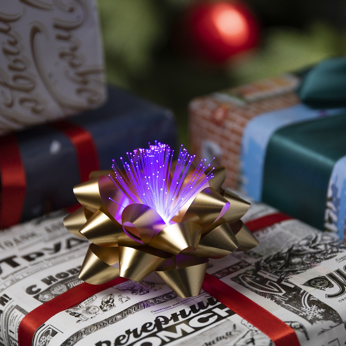 

Светодиодная игрушка, Золотистый