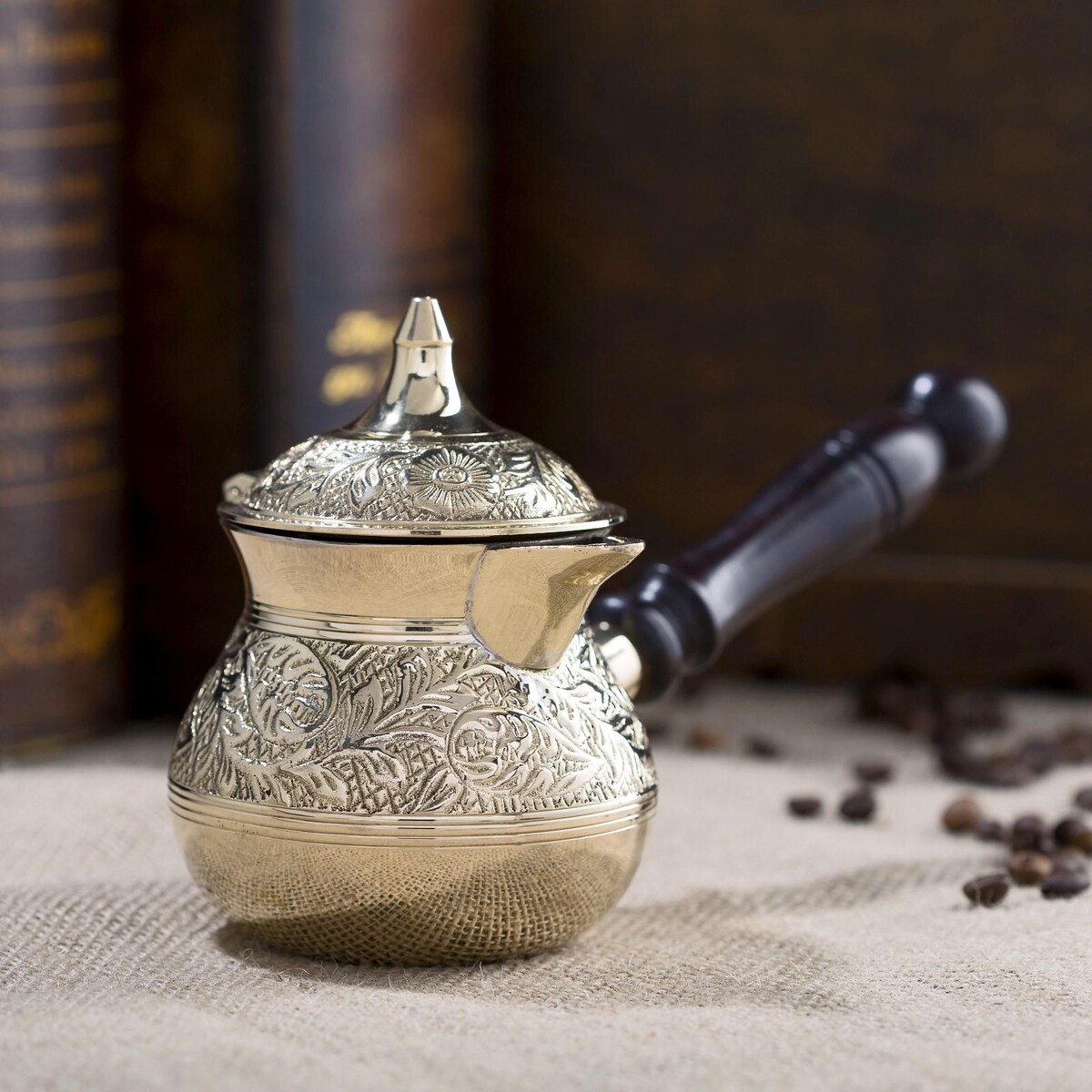 

Турка с крышкой, Золотистый