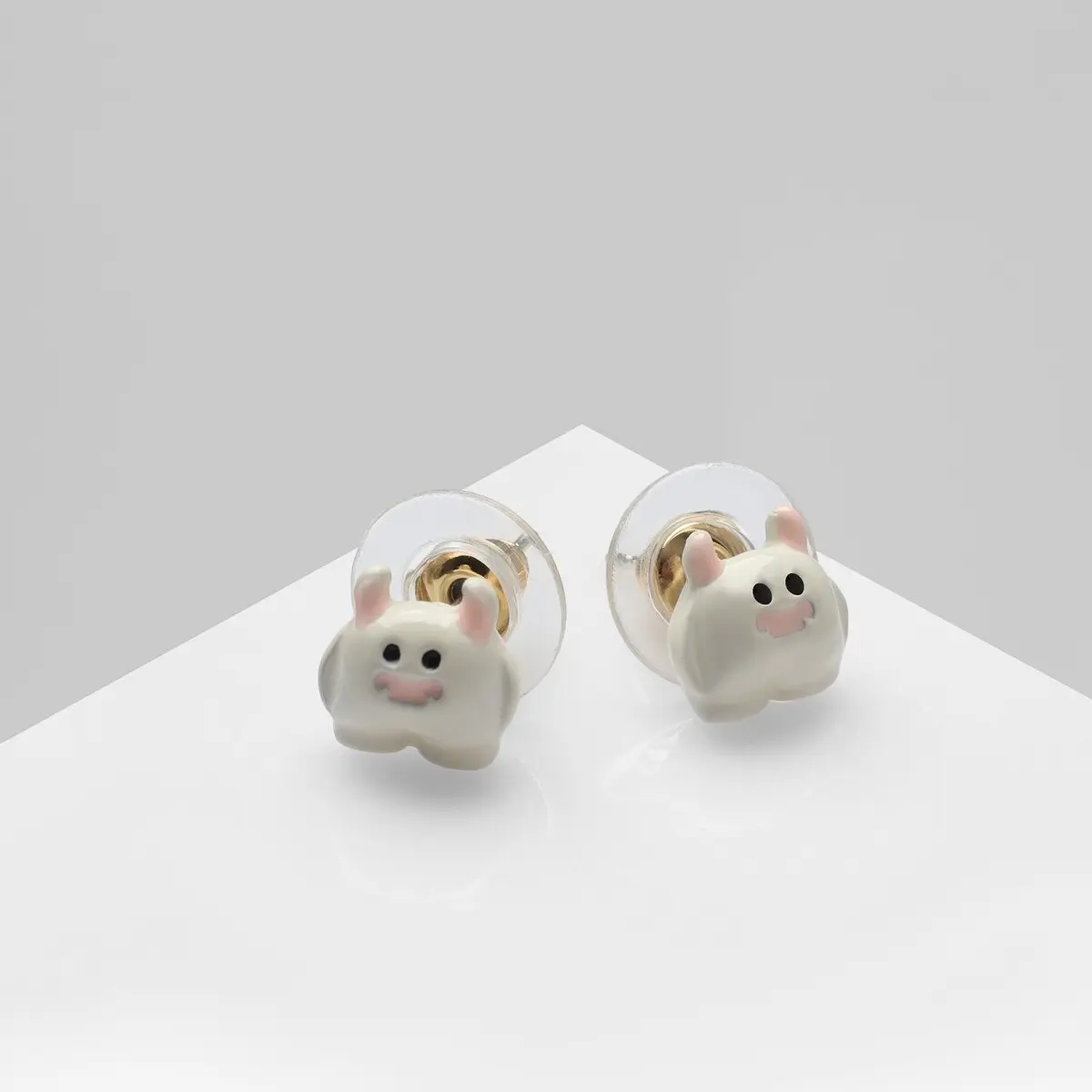 

Серьги с эмалью, Белый