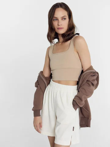 Топ женский в бежевом цвете