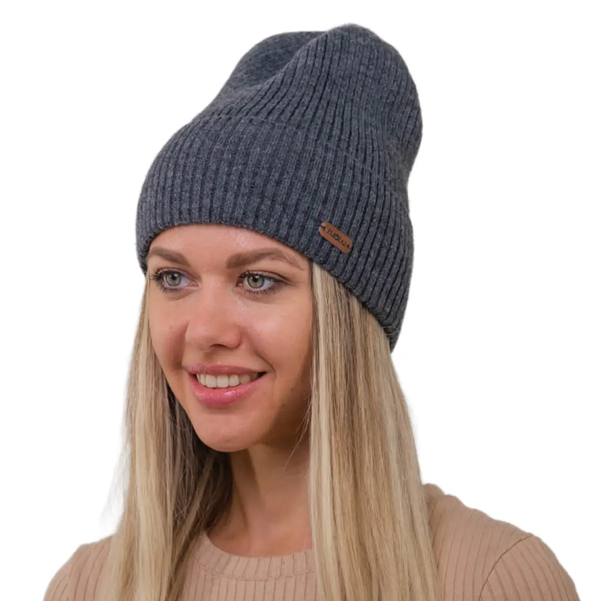 

Шапка, Серый