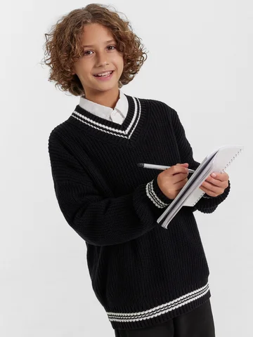 Джемпер для мальчиков в черном цвете