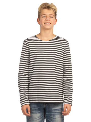 Футболка N.O.A.