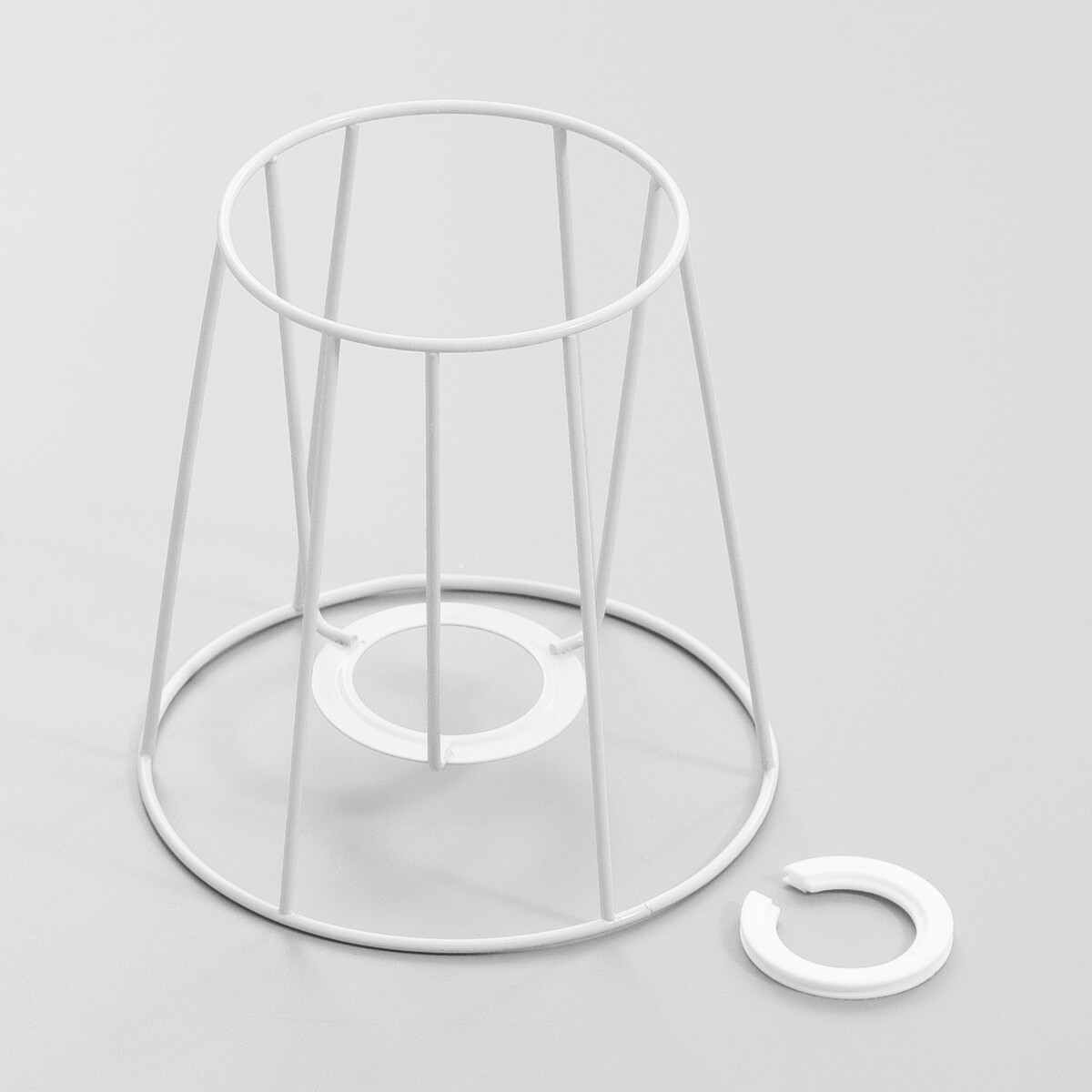 

Каркас-основа абажура для люстры, Белый