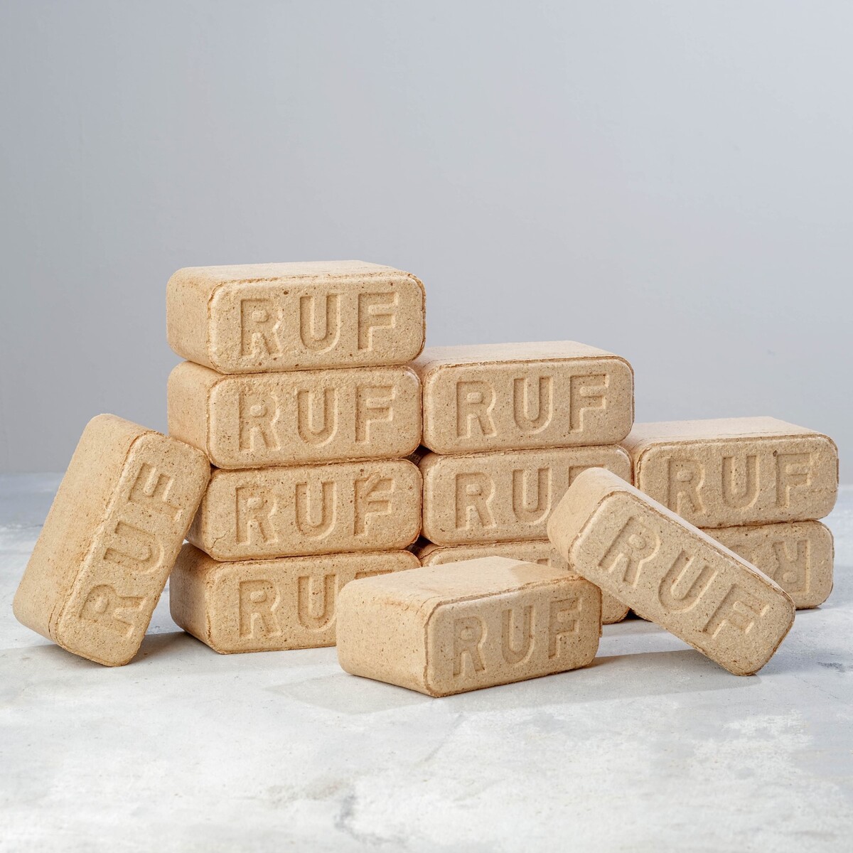 

Топливный брикет ruf, сосна, 15.5×6×8.5 см, 833 г, набор 12 шт.