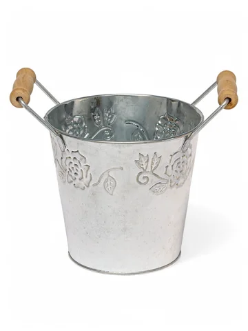 Кашпо с деревянными ручками