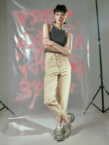 Джинсы женские бежевые