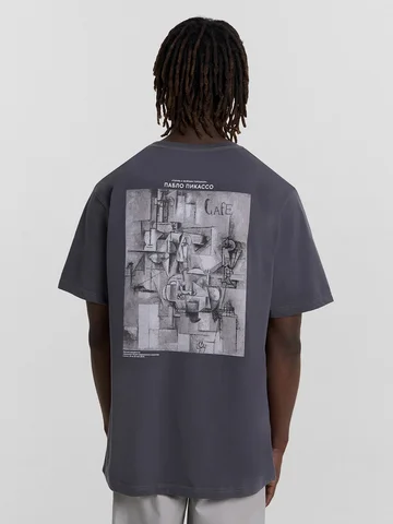 Футболка мужская серая с принтом в виде 