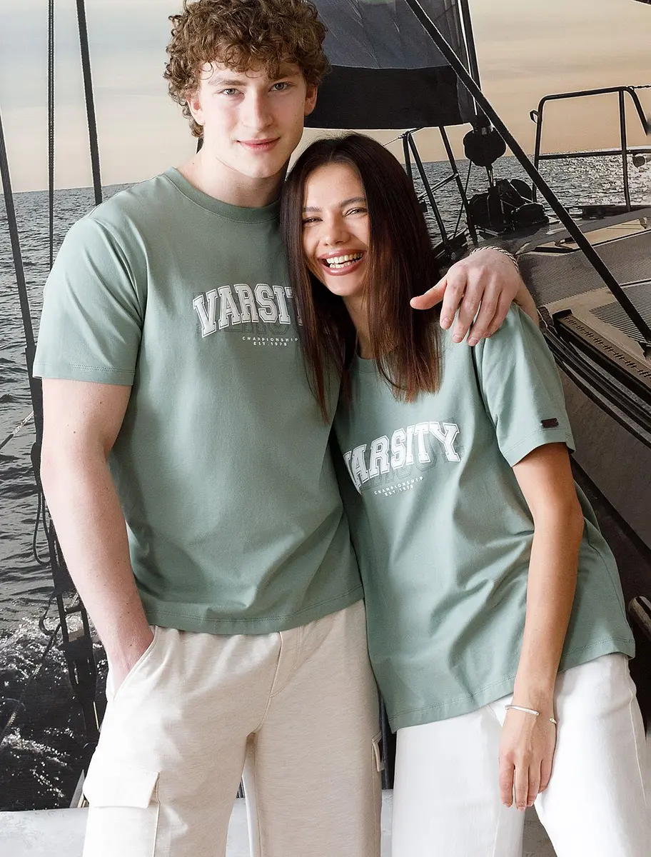 

Футболка, Хаки;св.оливка_varsity