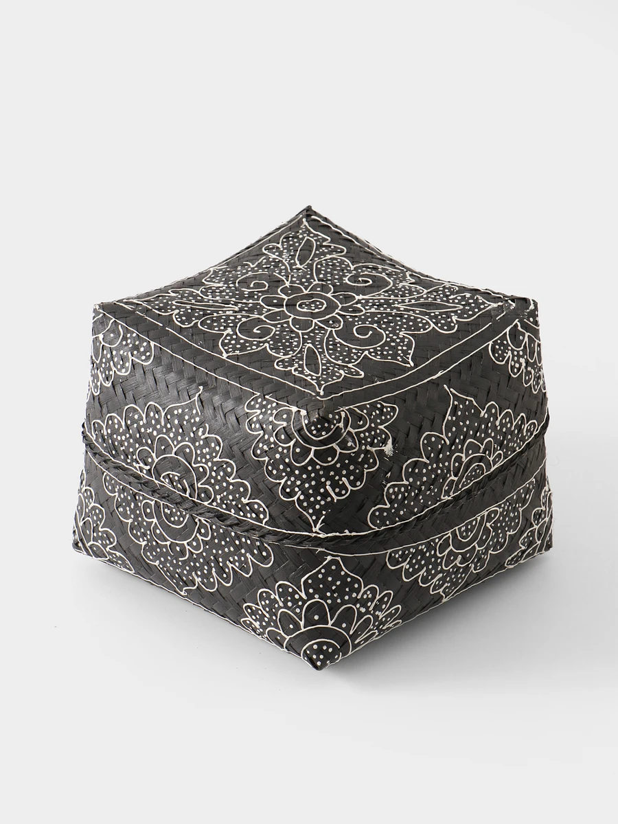 

Корзинка плетеная, Черный