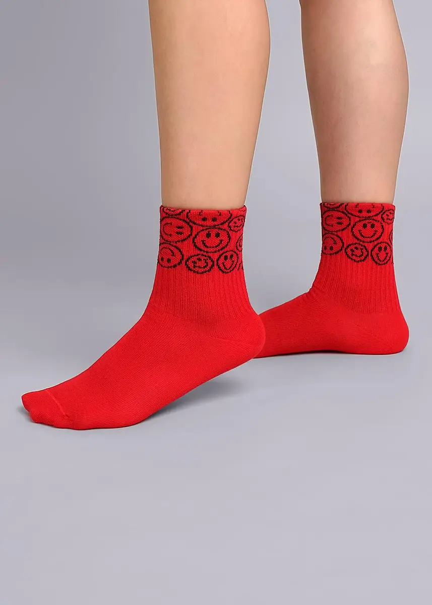 

Носки, Красный